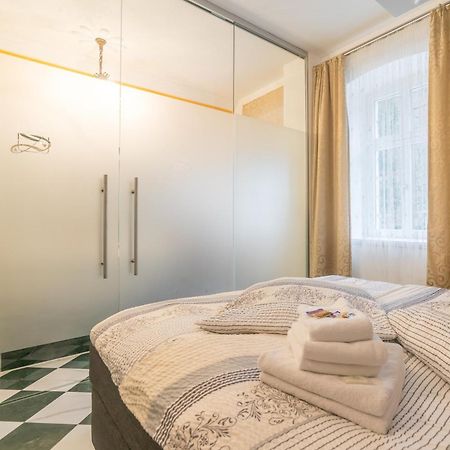 Charming Apartment With Terrace In Bad Schandau 55 Sqm Parking Exteriér fotografie